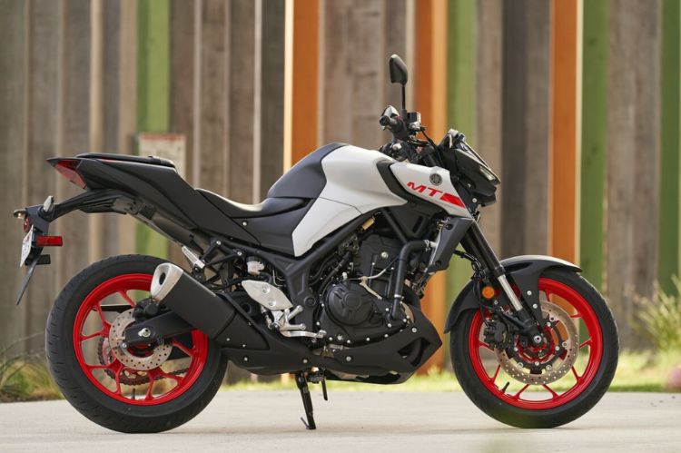 Yamaha MT-03